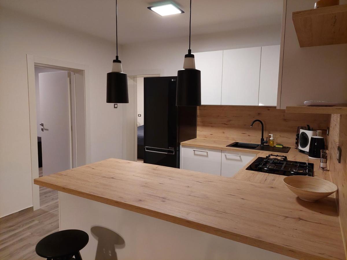 Apartment Vela Grota *